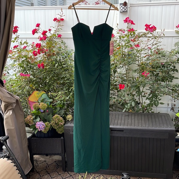 Emerald Sundae - Juniors' Notch-Neck Slit-Front Gown - Large - Picture 3 of 16